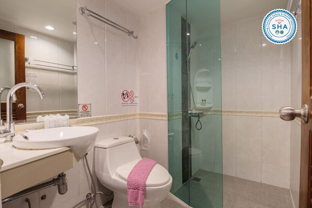TUBTIM SIAM SUVARNABHUMI HOTEL 50/50