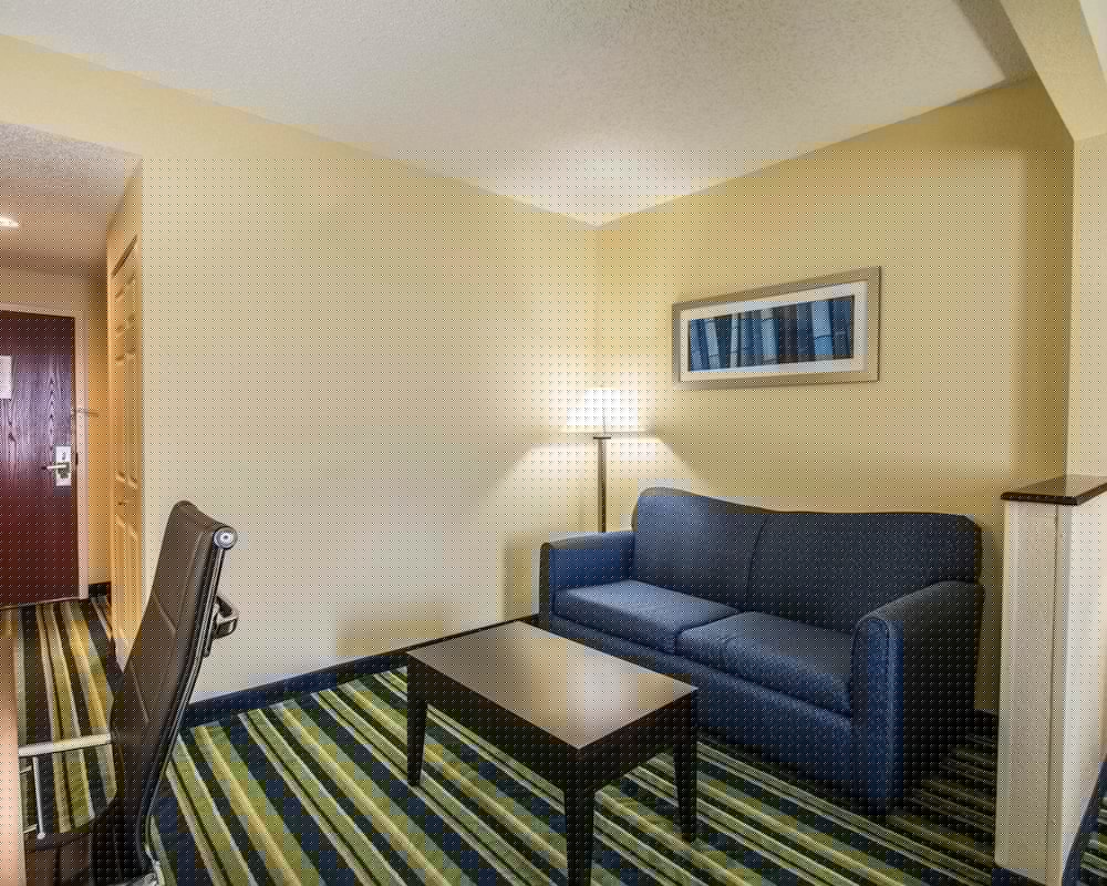 Comfort Inn & Suites Lantana - West Palm Beach South 29/40