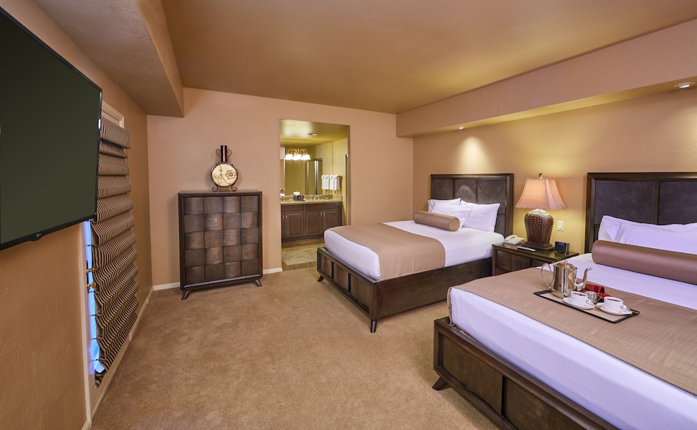 Kimpton Miralina Resort and Villas by IHG 11/84