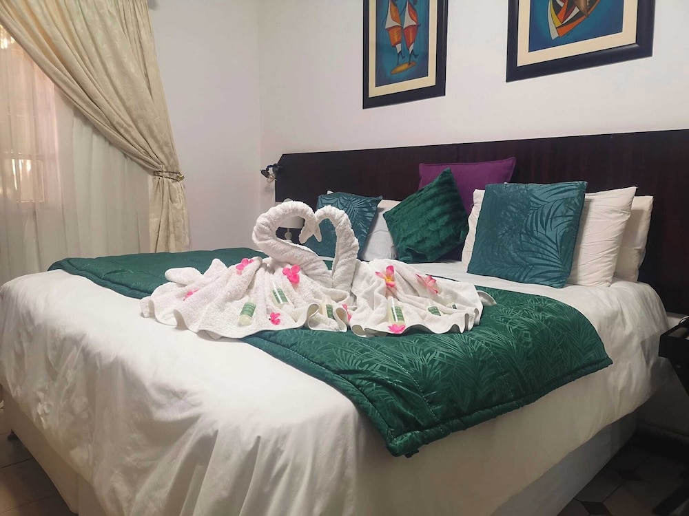 Elsje's Country Inn 7/50