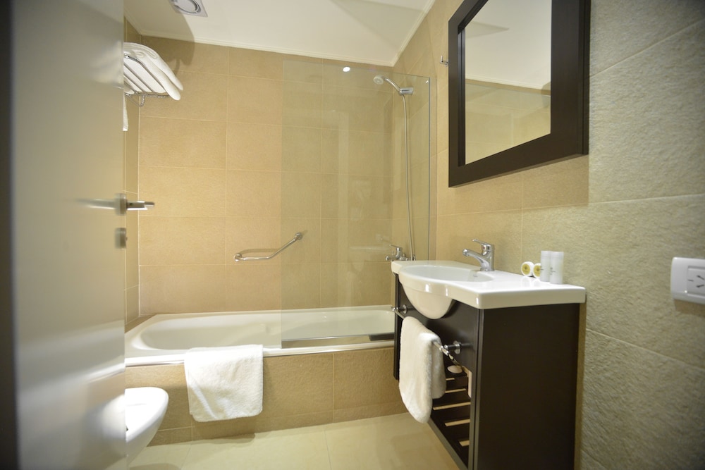 Hotel Versailles 38/39