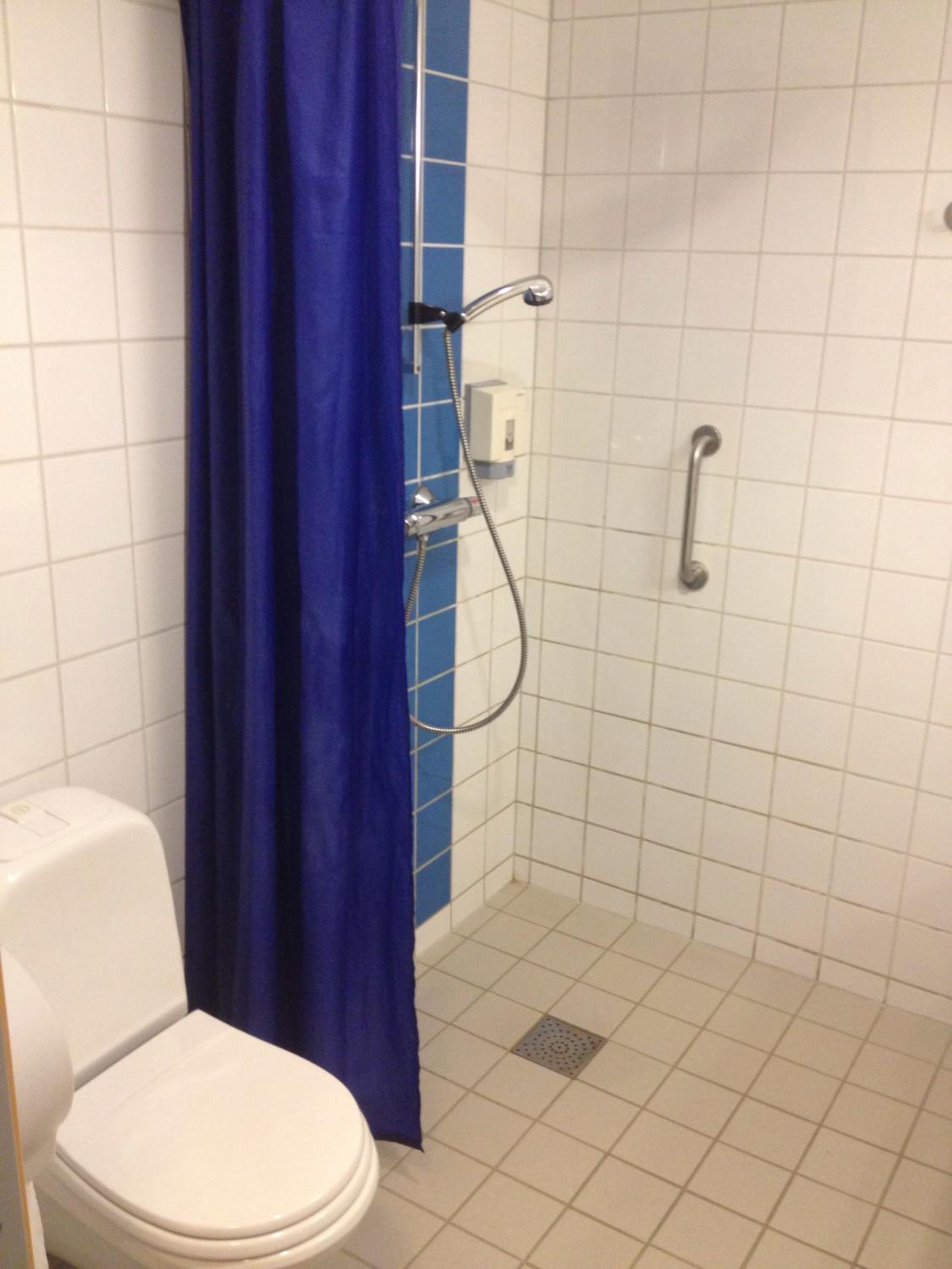 Ulleval Hotel 41/46