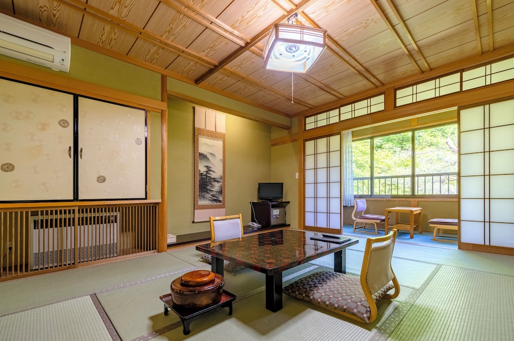Ryokan Yakenoyu 33/51