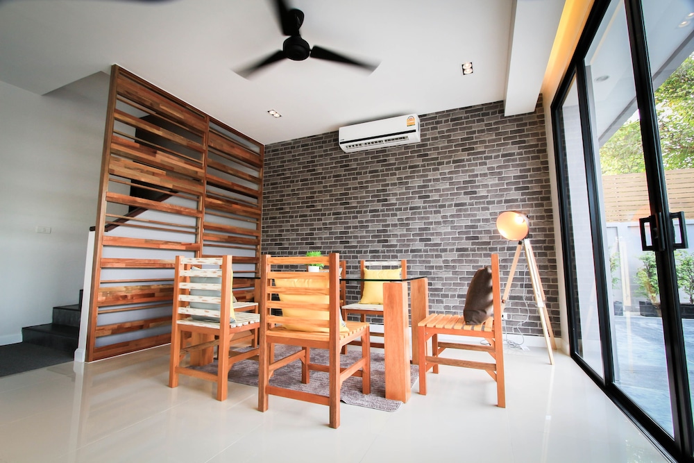 Vipa House Phuket 45/53
