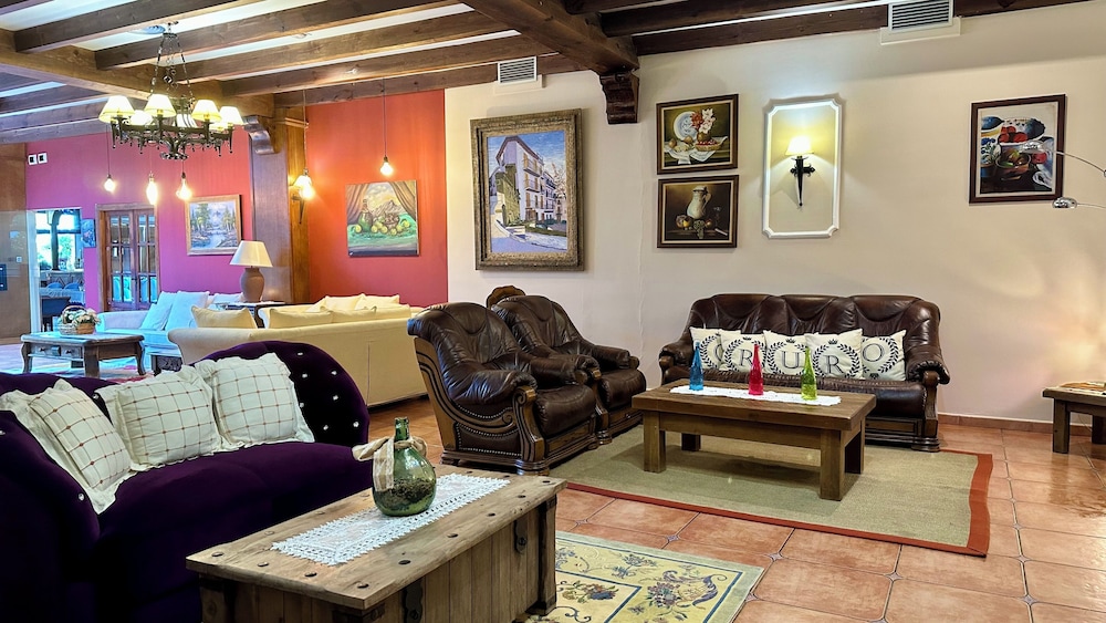 El Curro Hotel Rural 34/50
