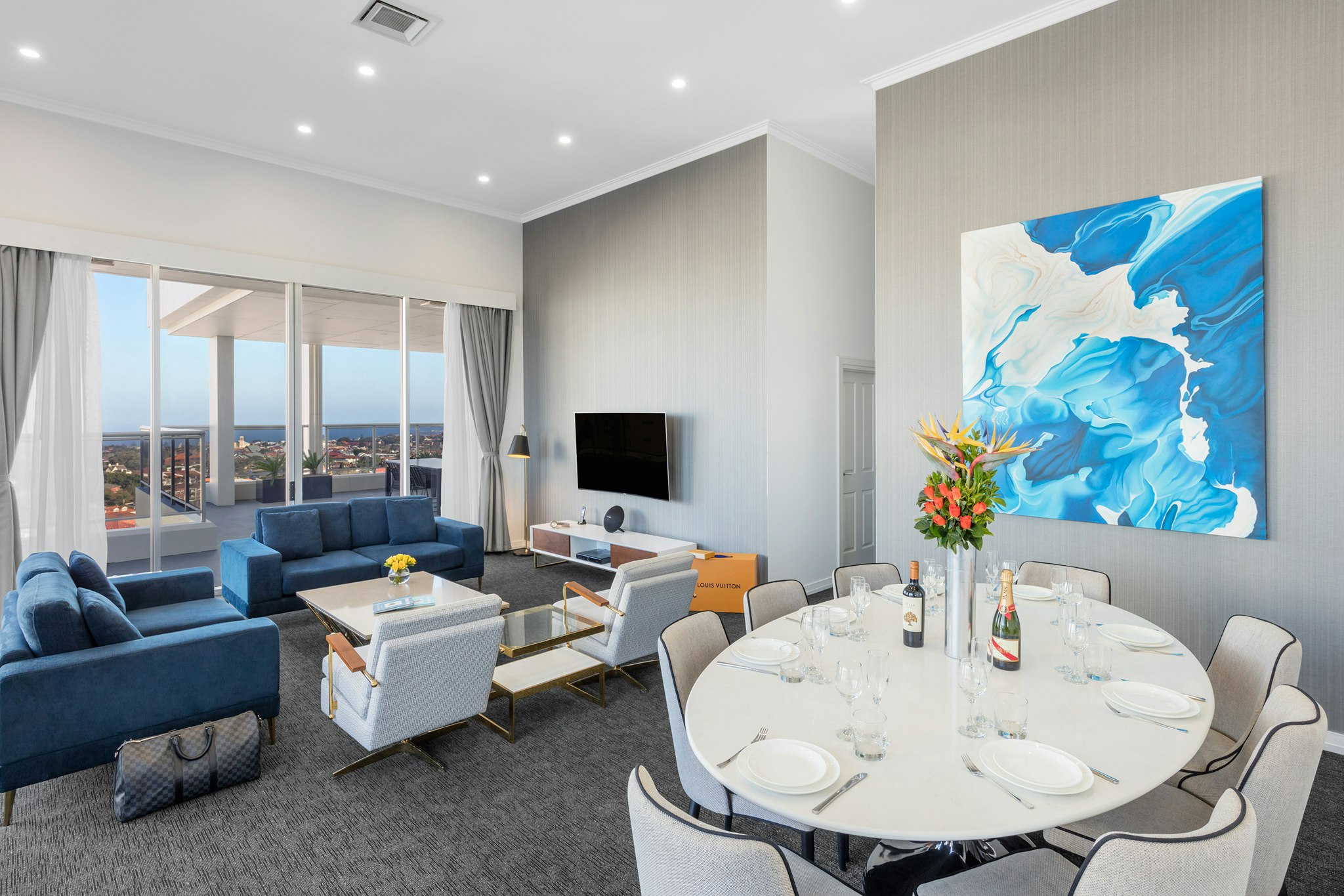 Meriton Suites Bondi Junction 40/50