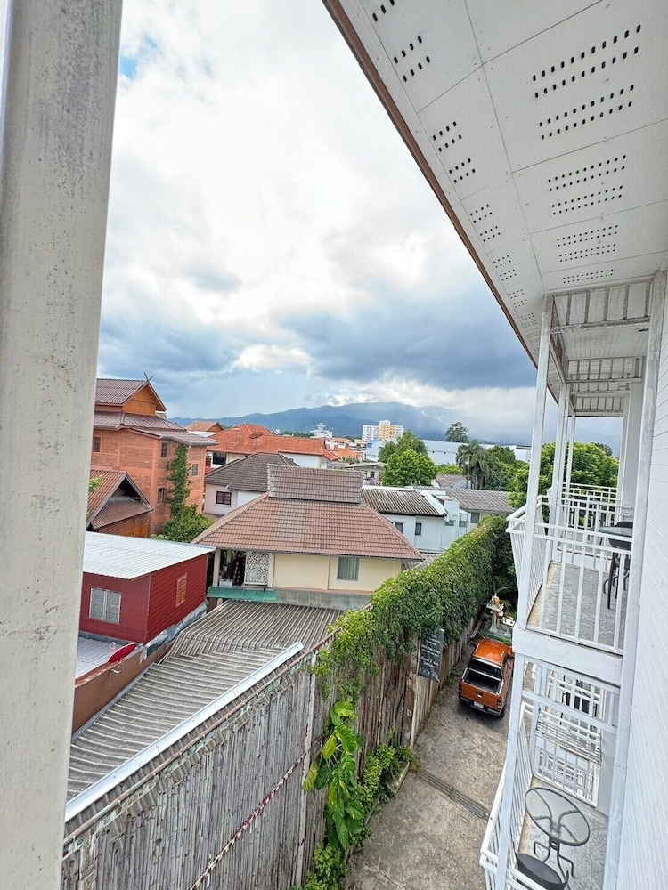 Casa VESPA at WUA LAI Boutique Hotel Chiang Mai 9/50