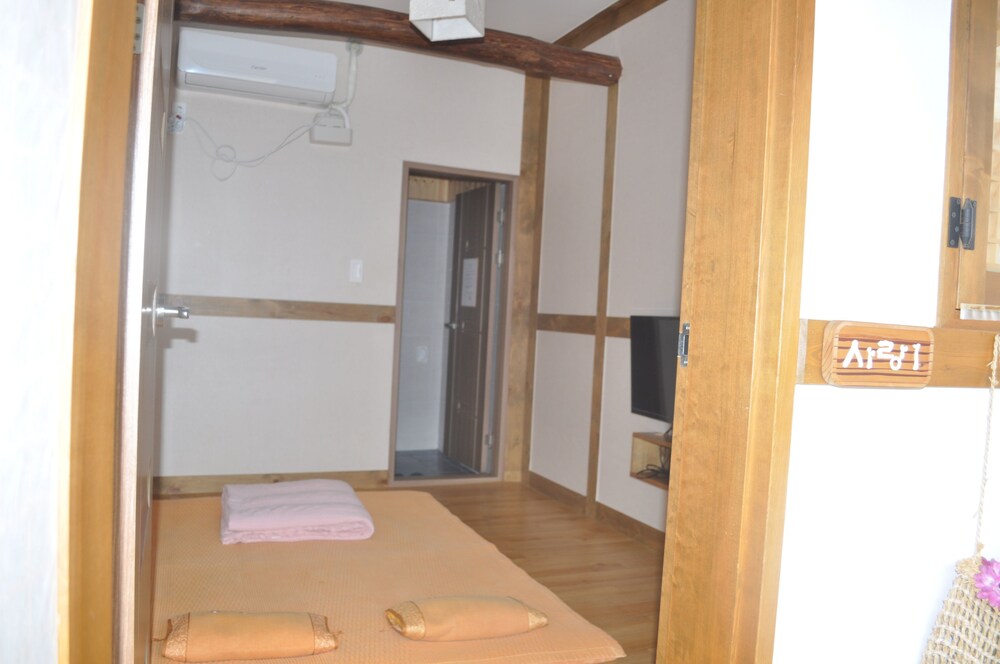 Tosarang Guesthouse 6/24