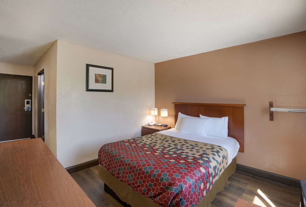 Rodeway Inn Colorado Springs 7/21