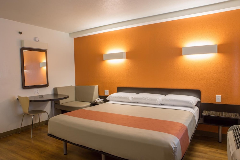 Motel6 Cutler Bay, FL - Miami 13/65