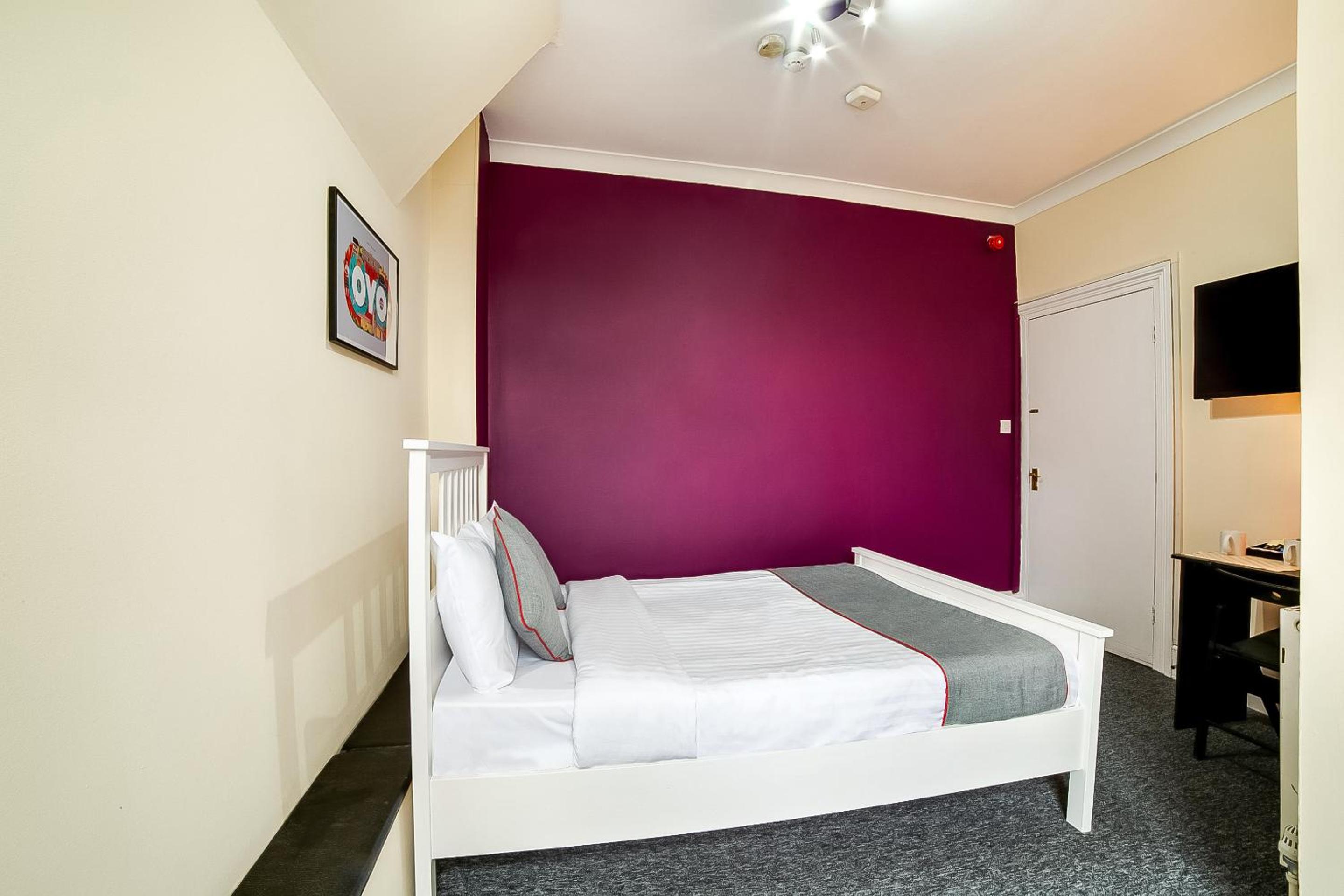 Oyo Stratford Hotel 19/58