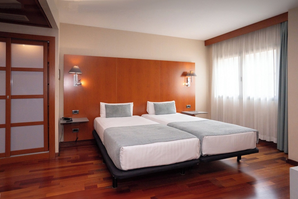 Hotel Ciutat Martorell 20/60
