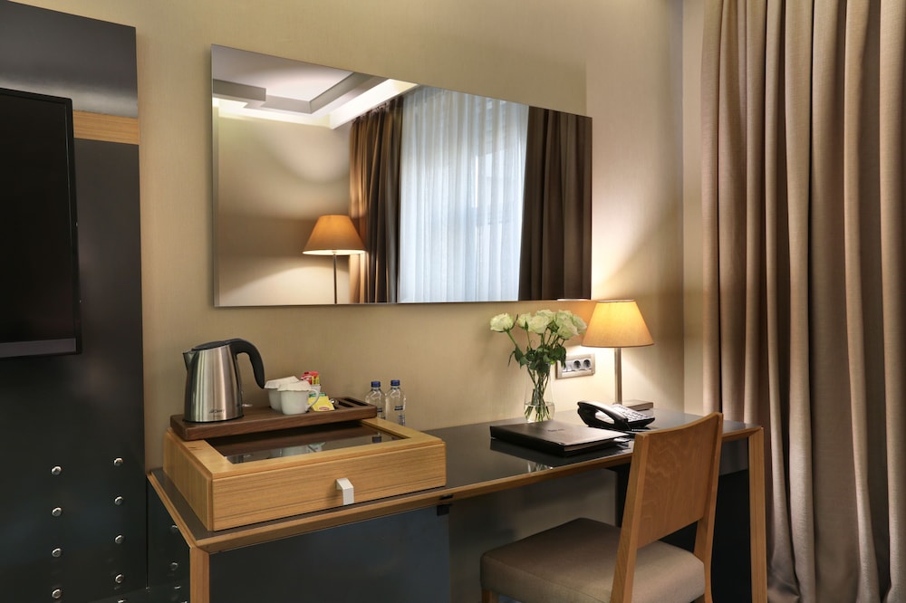 Divan Corlu 37/43