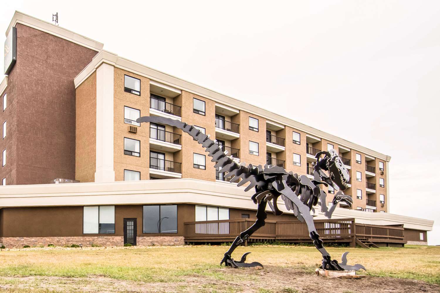 Quality Hotel Drumheller 3/40