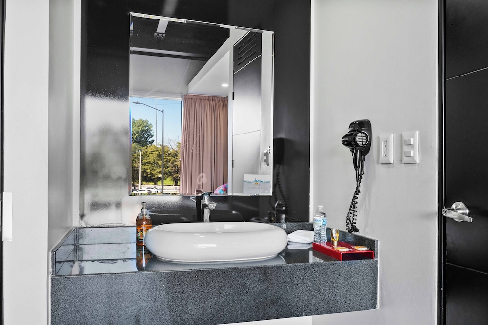 Homesuites Malecon 50/56