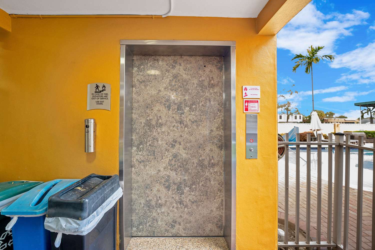 Quality Inn and Suites Airport Cruise Port Hollywood 35/55