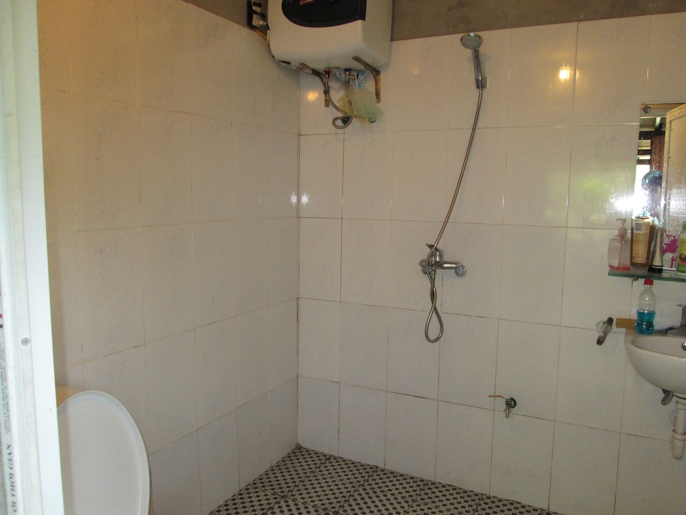 Dong Que Homestay - Hostel 49/50