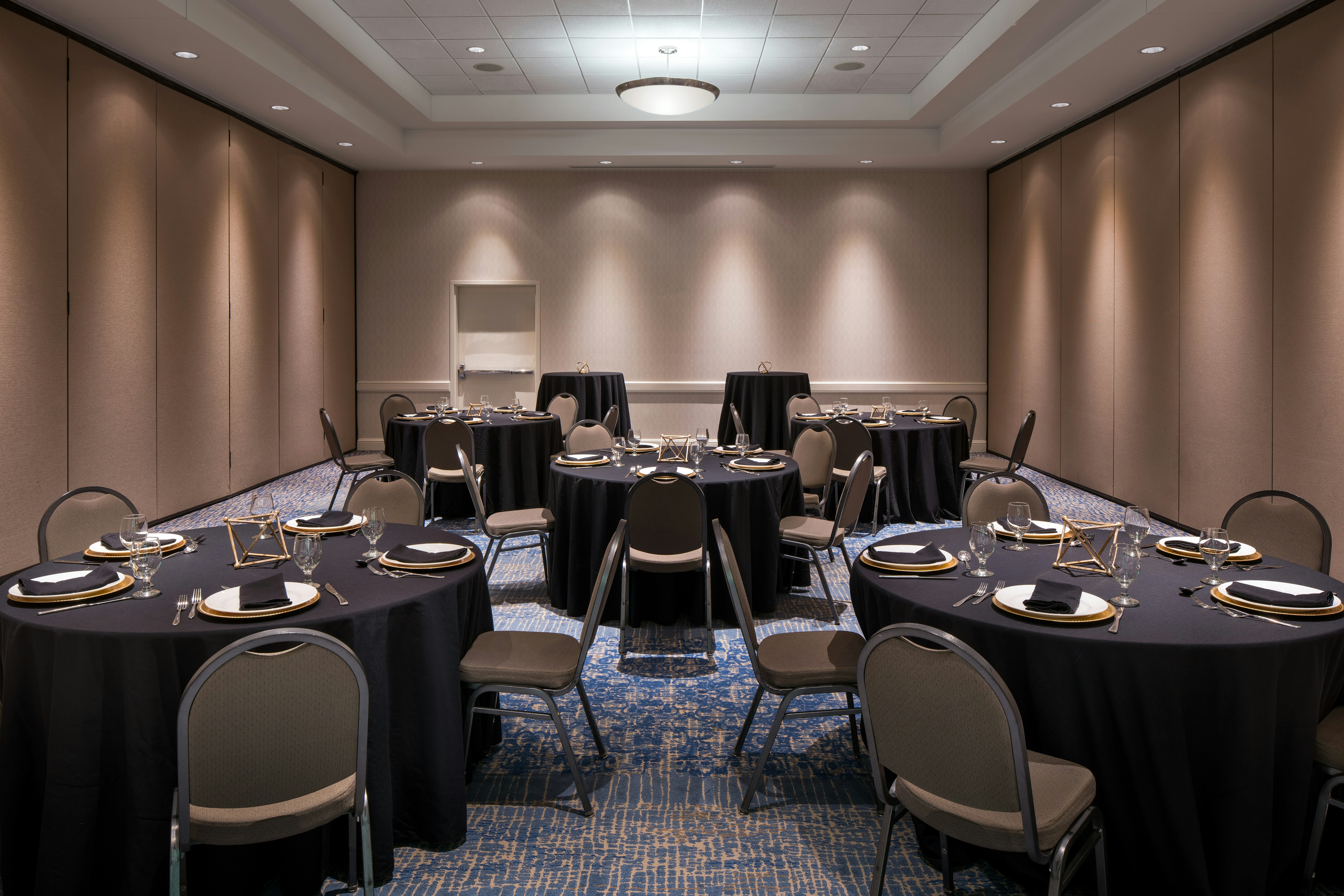 Hilton Garden Inn Denver Downtown 62/71