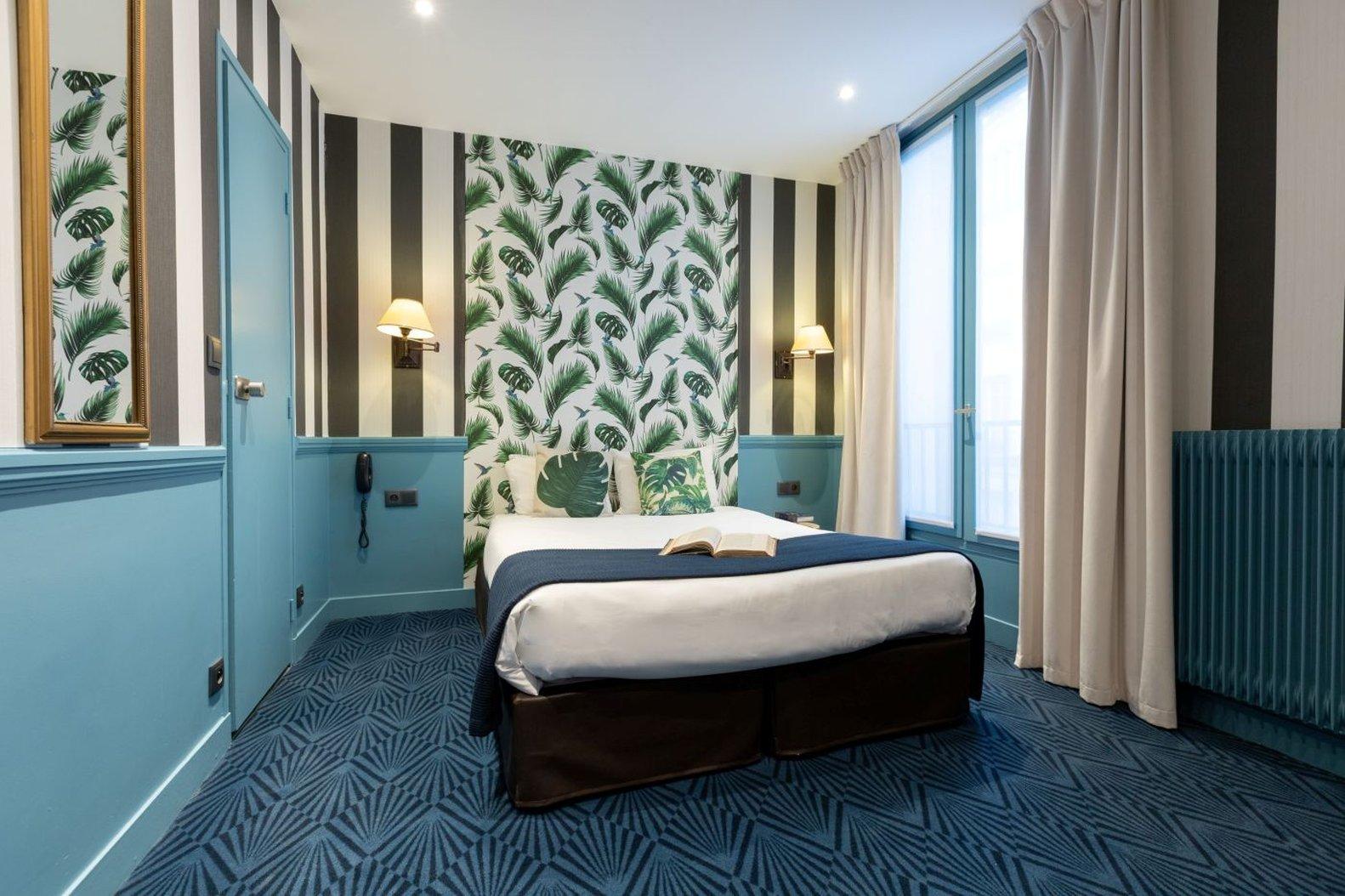 Adjoining, 2 Double Beds