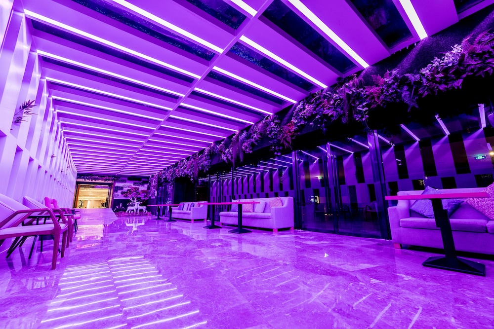 Holiday Inn Express Daocheng Yading 40/67