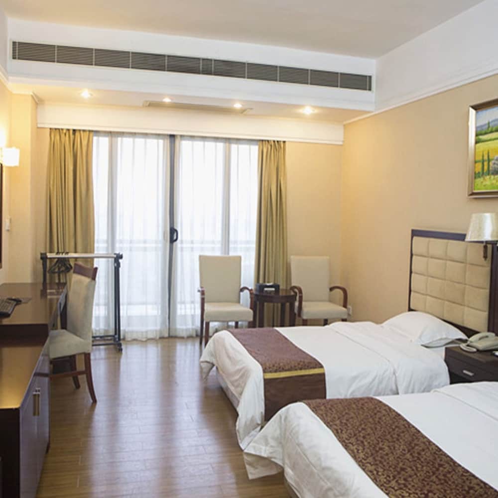 Yinfeng International Apartment 17/50