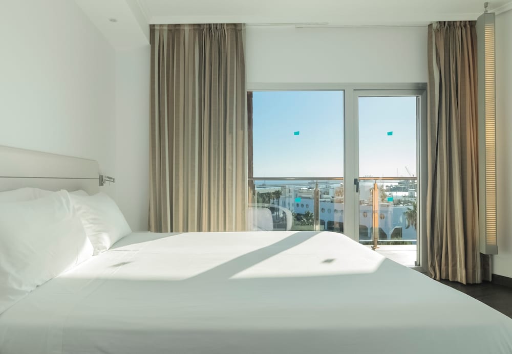 Innside By Melia Alicante Porta Maris 29/72