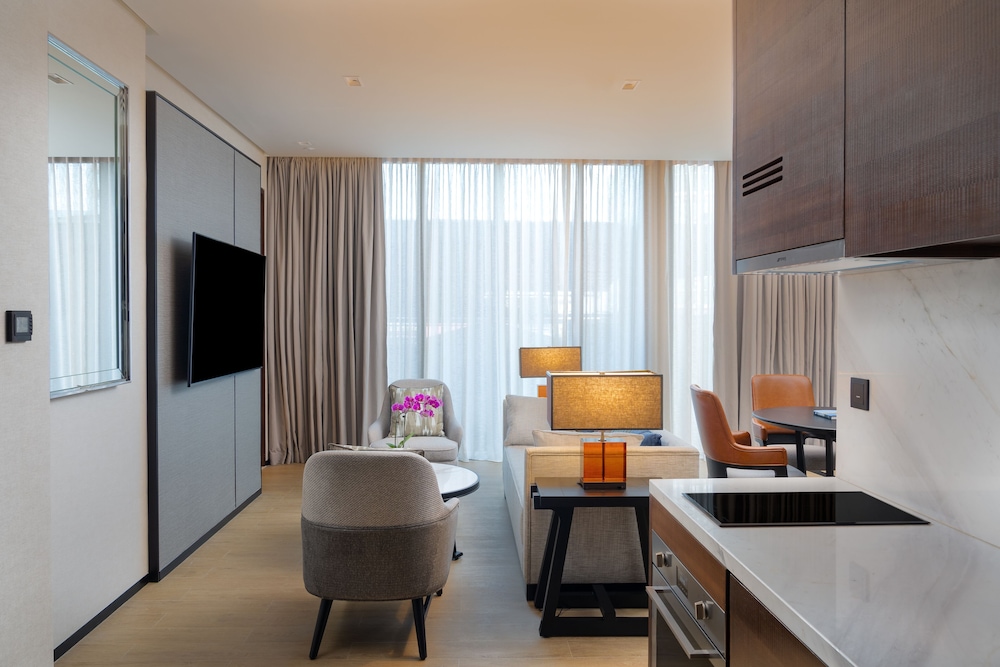 Hyatt Regency Phnom Penh 47/72