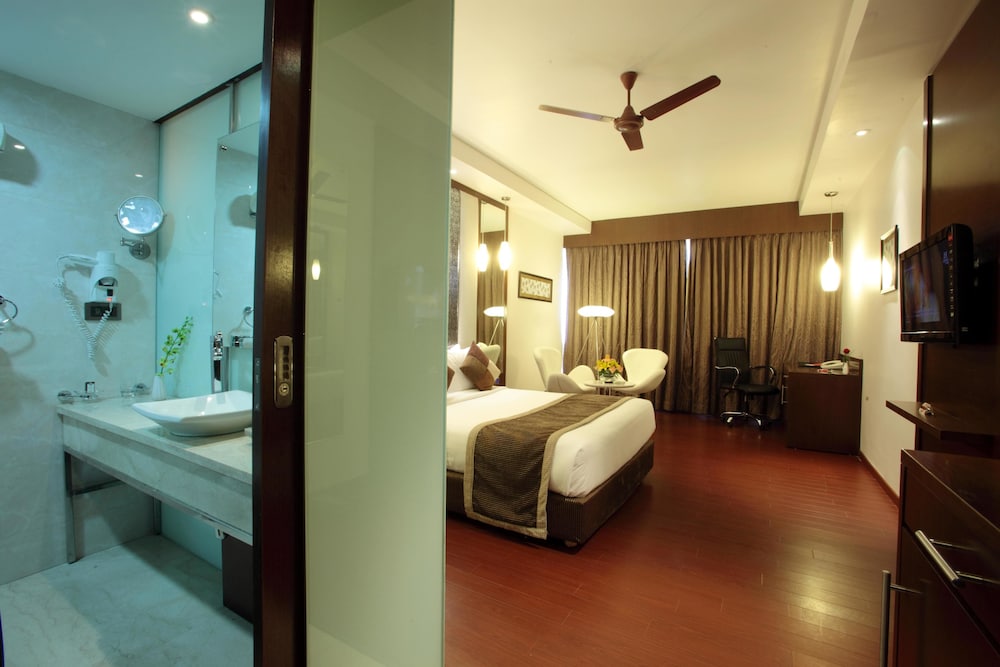 Daspalla Hotel Hyderabad 24/65