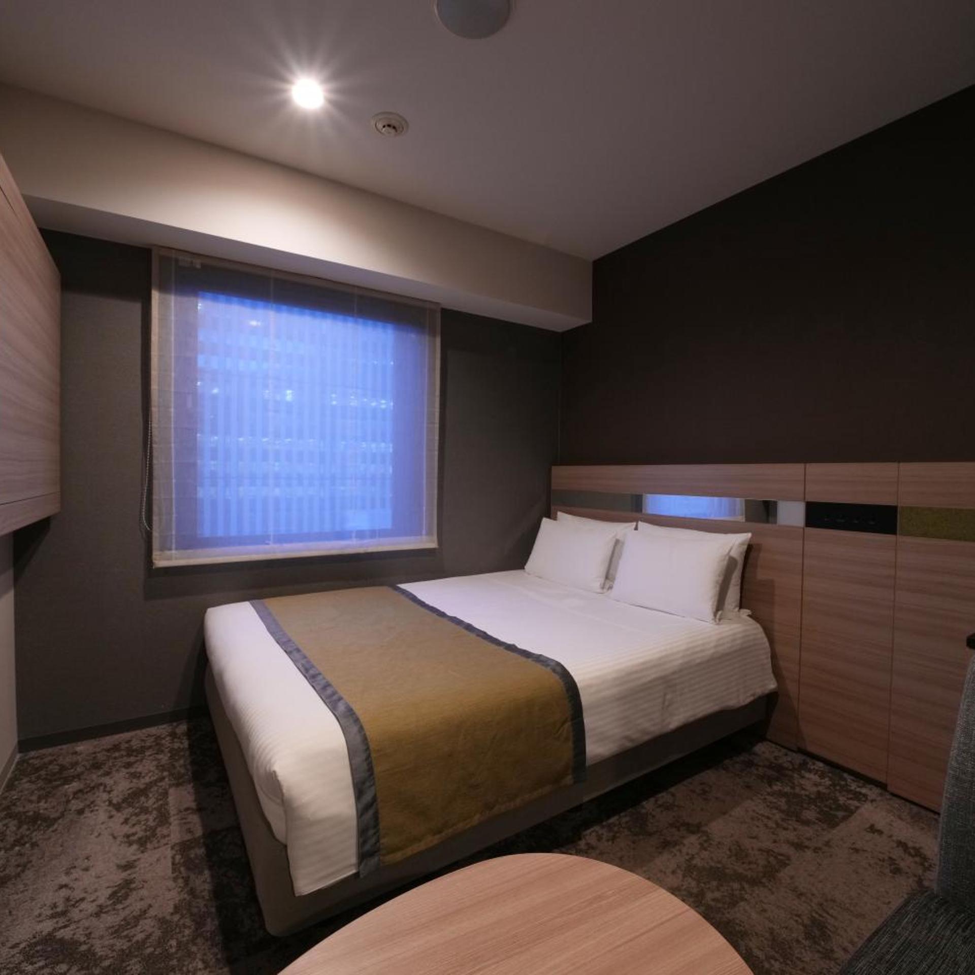 Room, Semi Double Bed