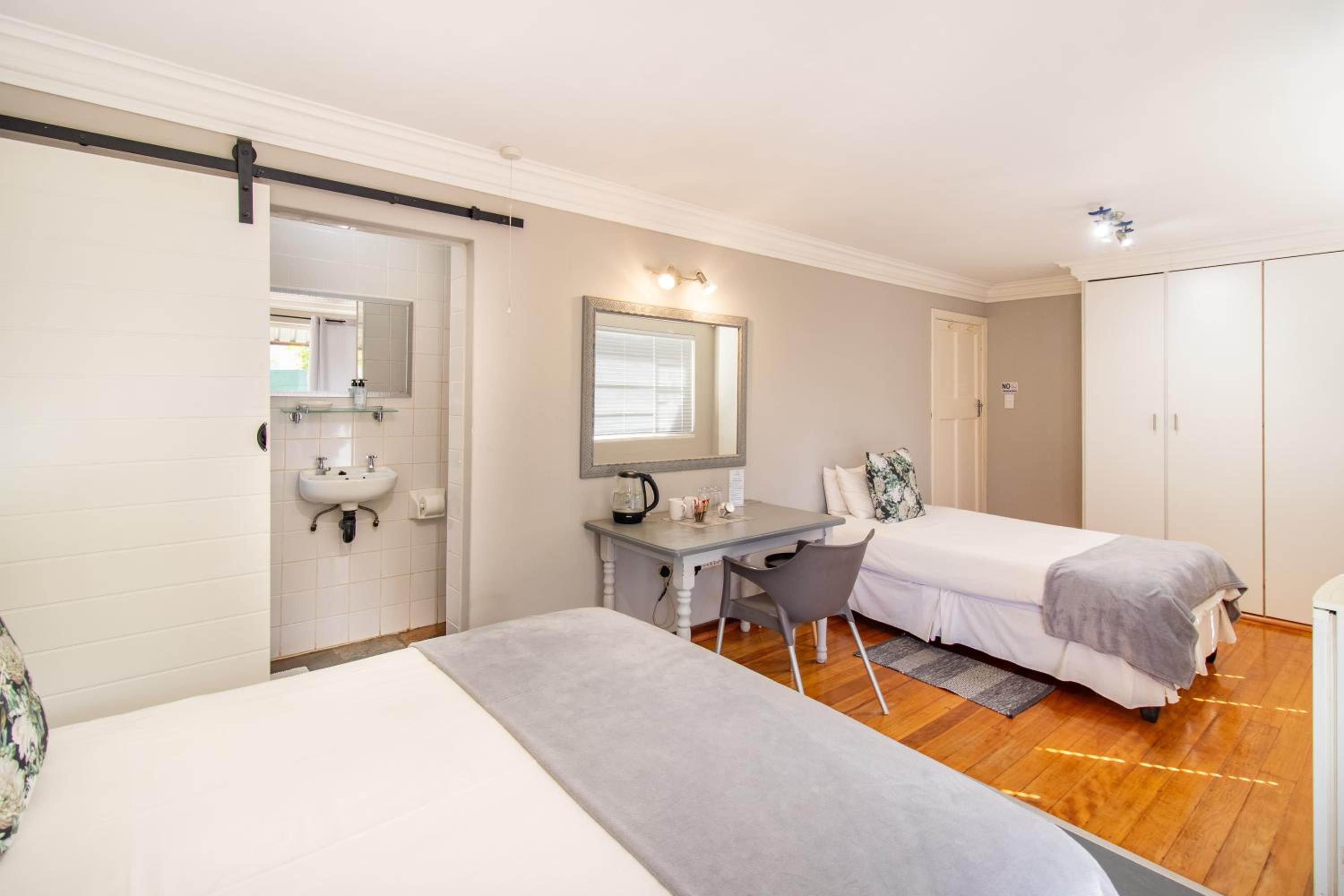 Glenmore Guesthouse 6/14
