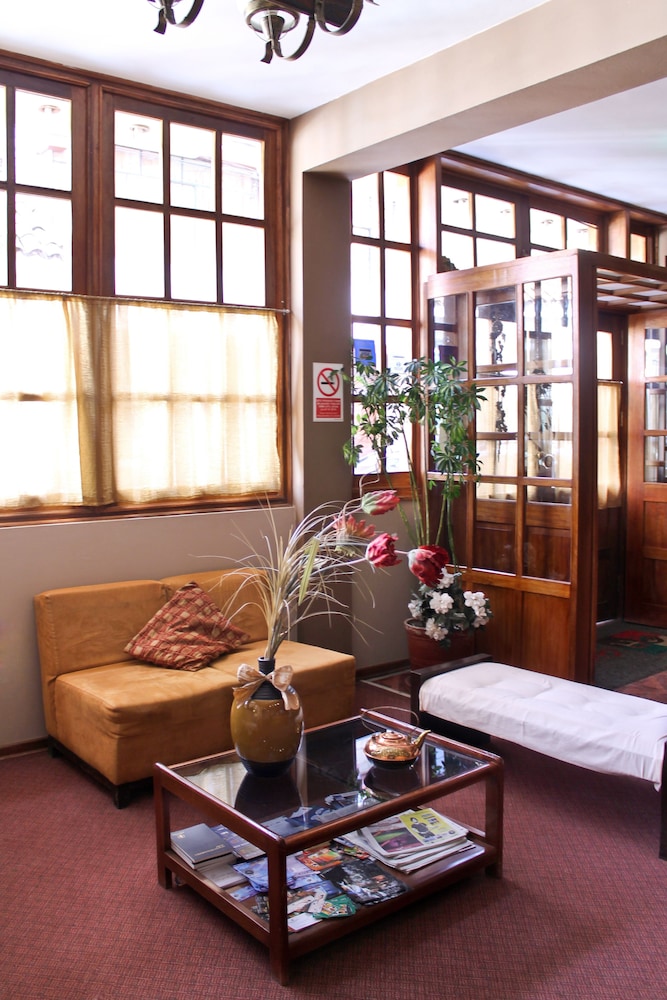QELQATANI HOTEL 38/63