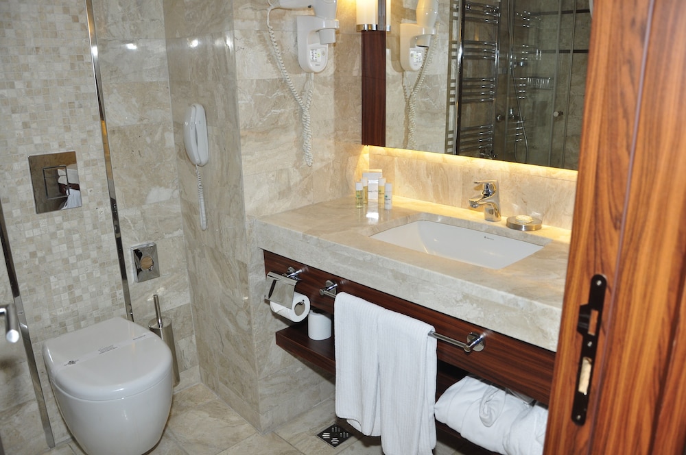 Ikbal Thermal Hotel And Spa 20/74