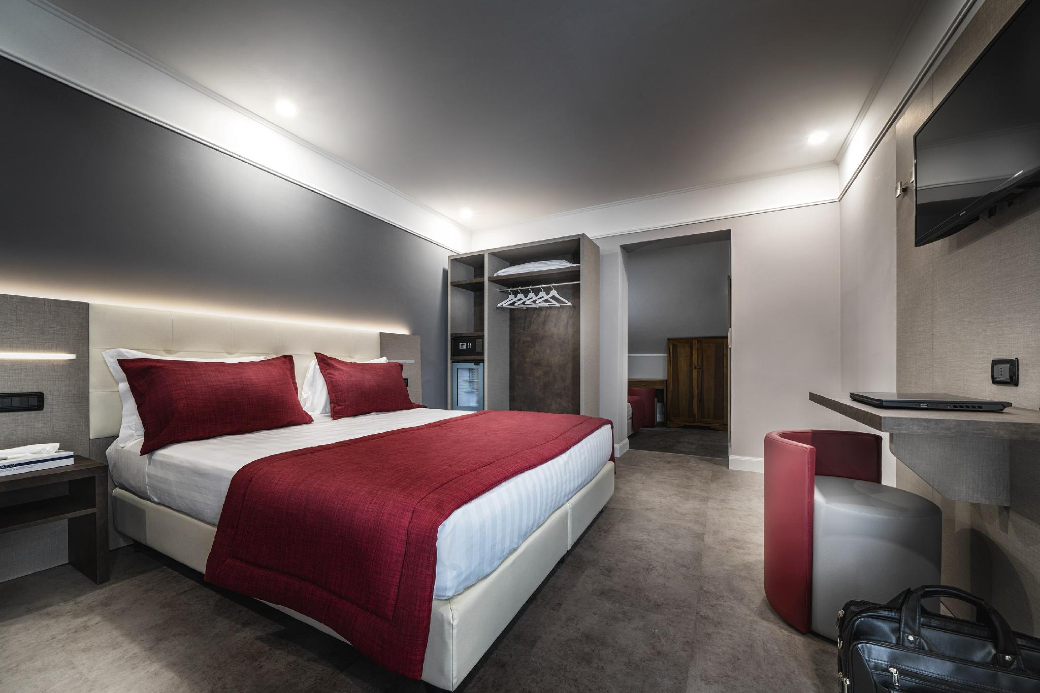 Hotel Varese Roma 15/28