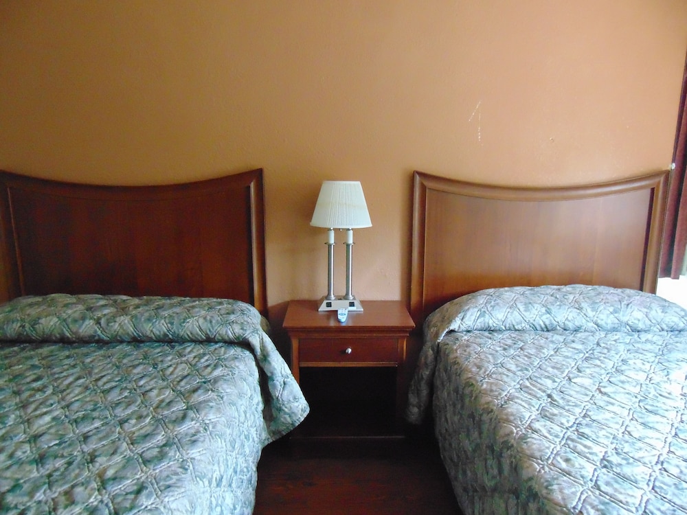 La Mirage Motor Inn 20/36