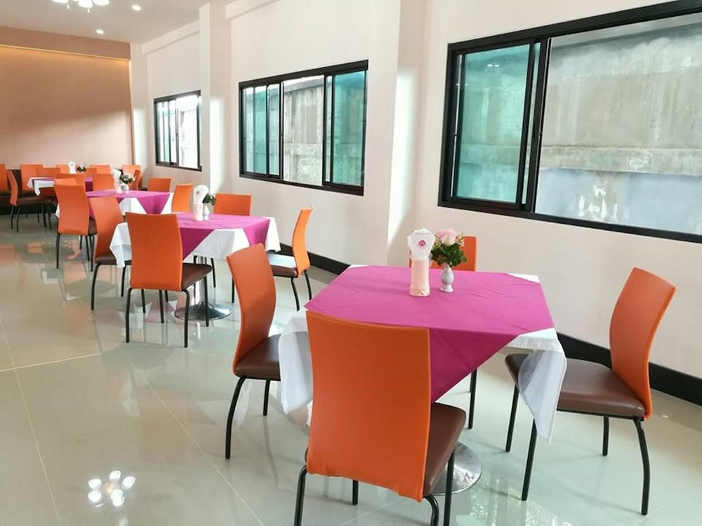 Sakura Budget Hotel 14/20