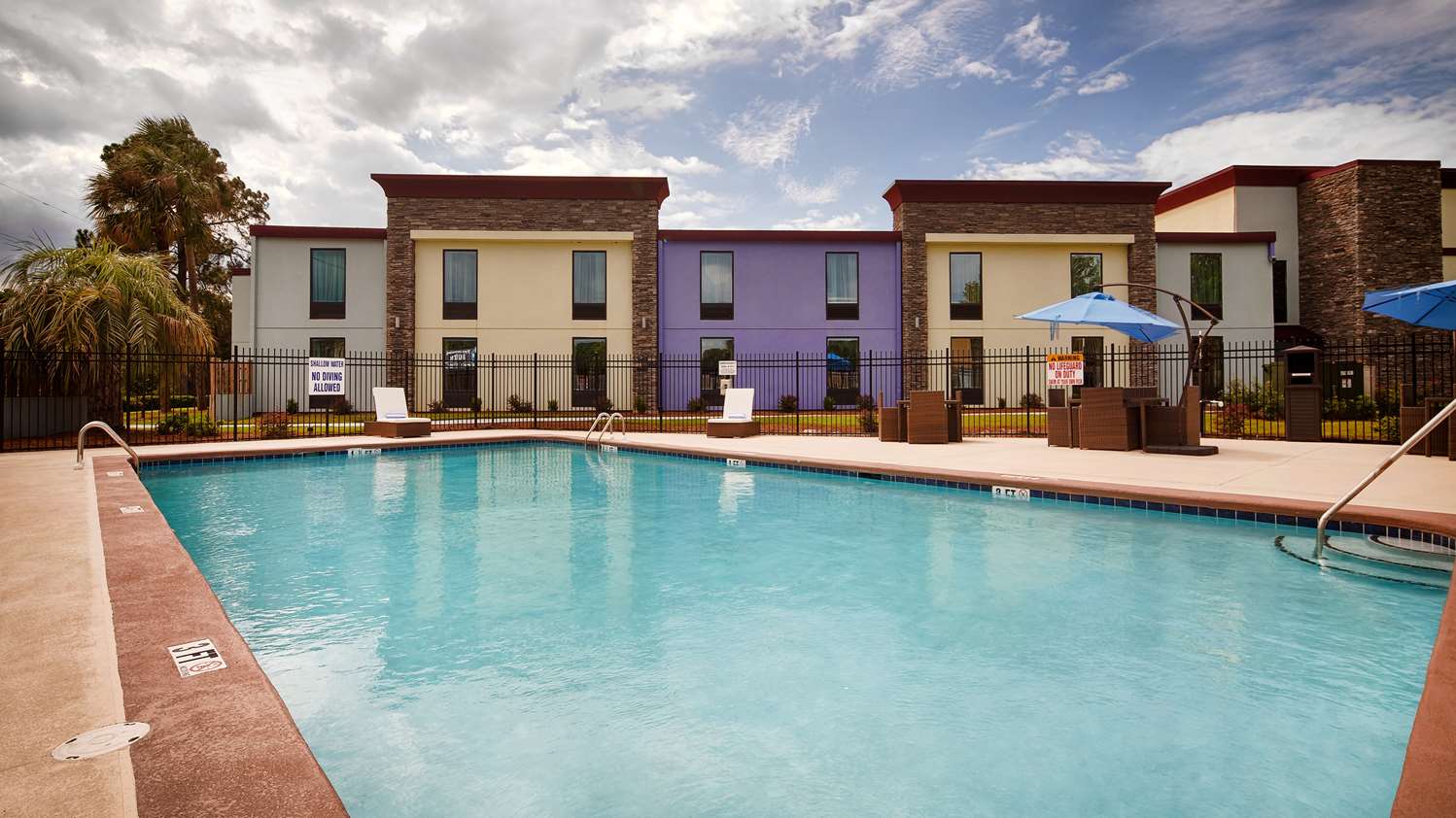 Best Western Plus Hardeeville Inn & Suites 2/10