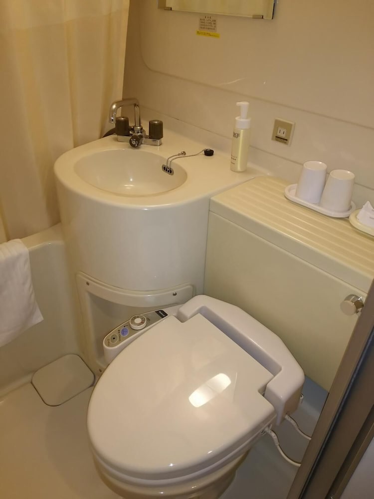 Hirosaki Grand Hotel 10/29
