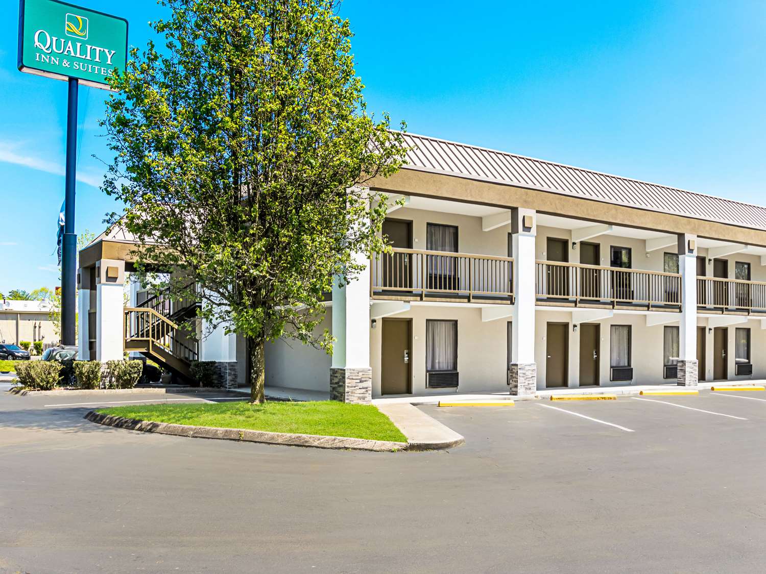 Quality Inn Knoxville TN 15/16