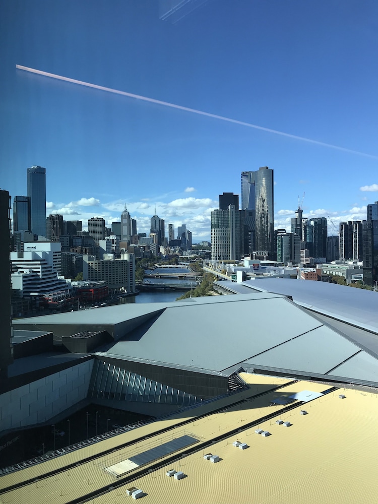 Novotel Melbourne South Wharf 72/76
