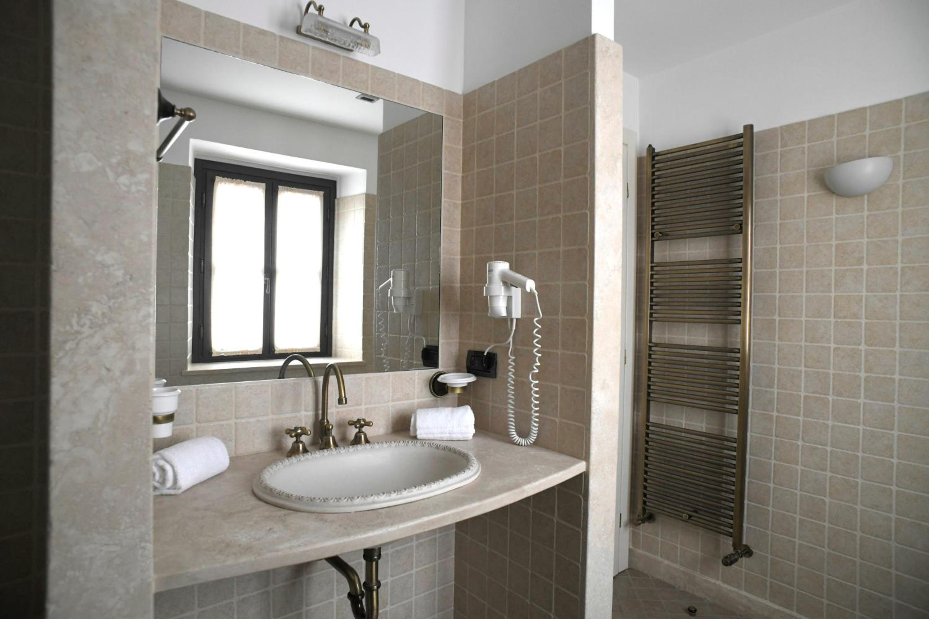 RELAIS BELLA ROSINA 49/52