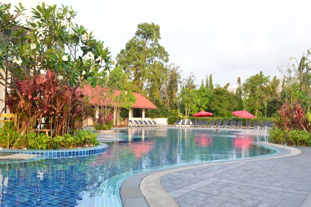 Welcome Jomtien Beach Hotel 33/37