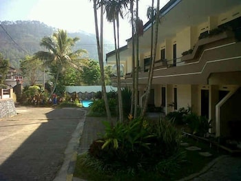 Hotel Nirwana Batu 20/23