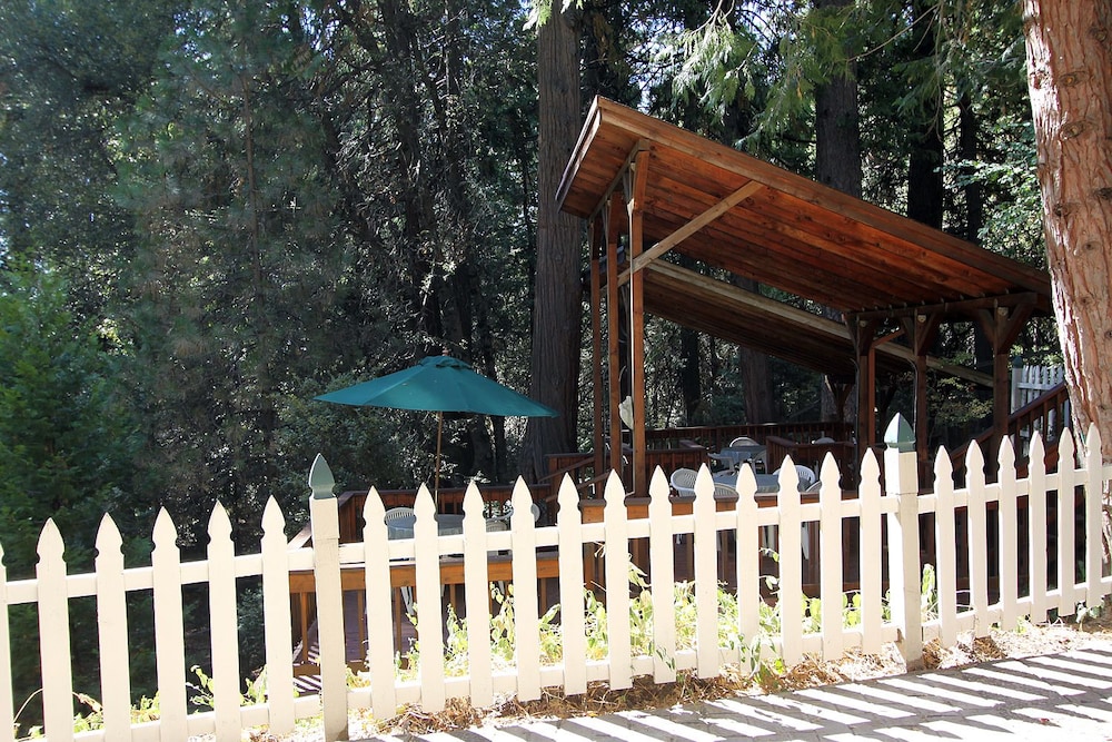 McCaffrey House Bed and Breakfast Inn 7/52