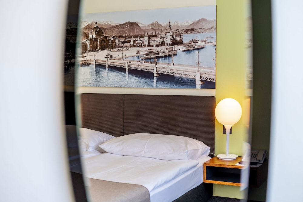 Seehotel Kastanienbaum 23/44