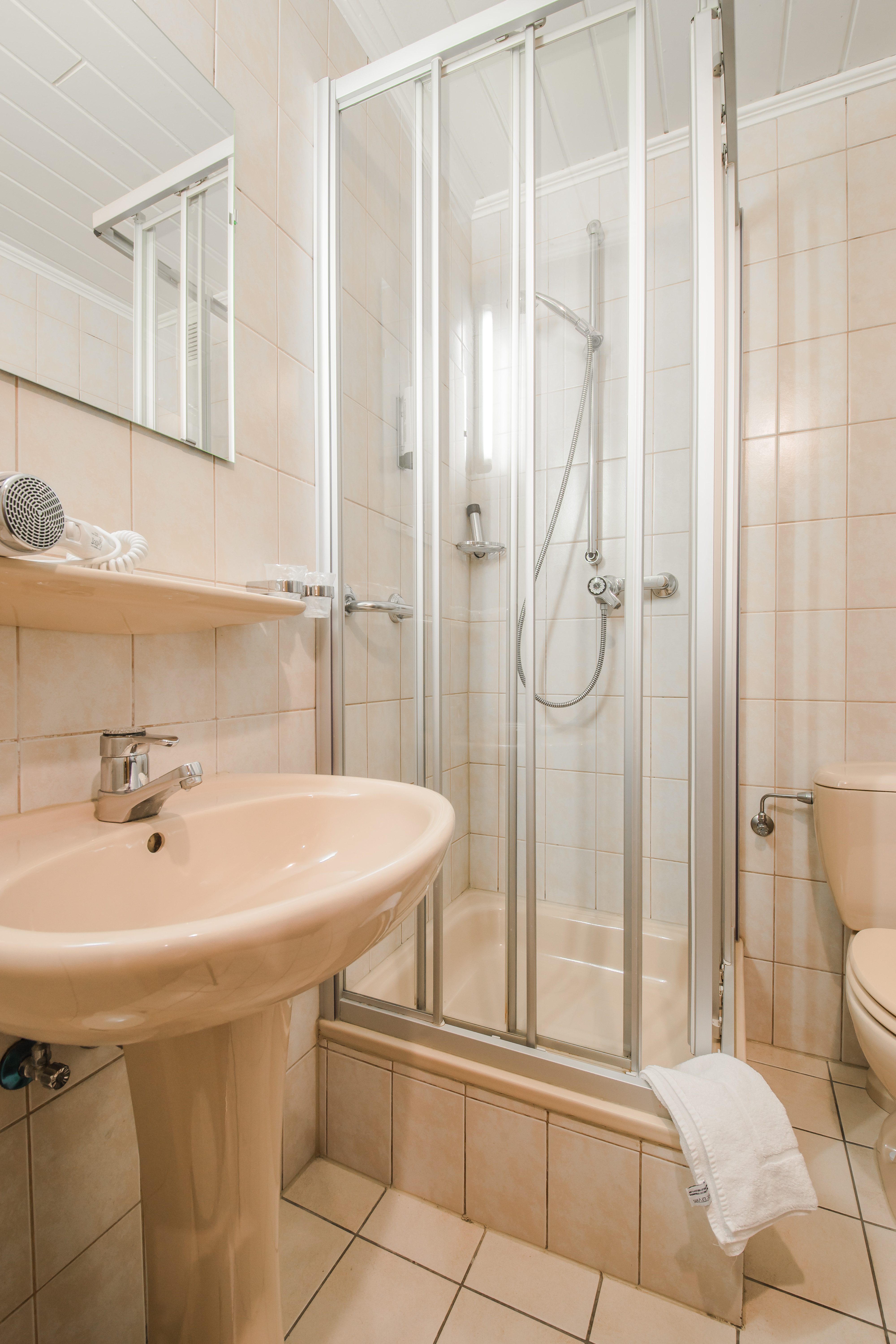 Mandarina Hotel 46/50