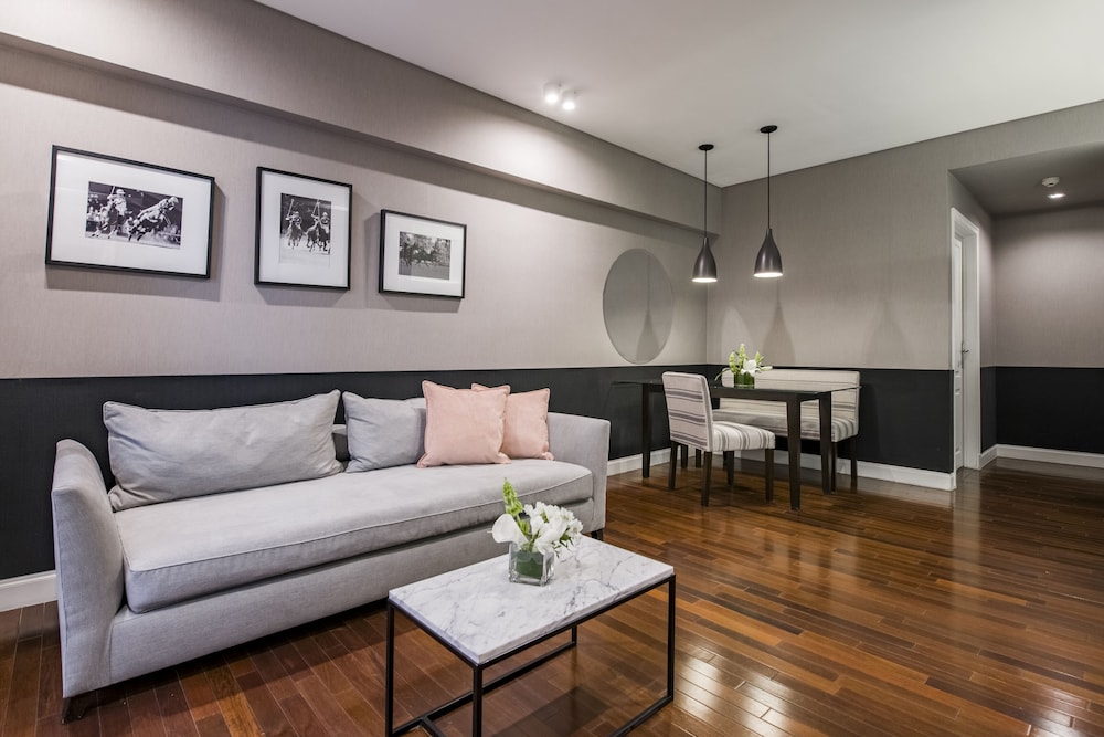 Casasur Recoleta Hotel 48/70