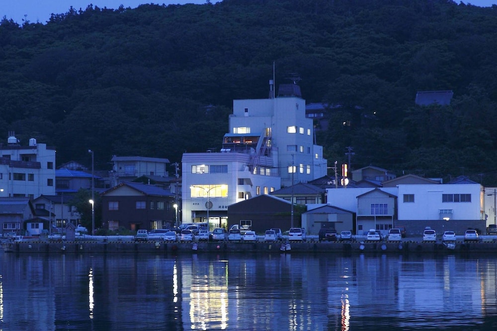 Sumiyoshiya 18/19