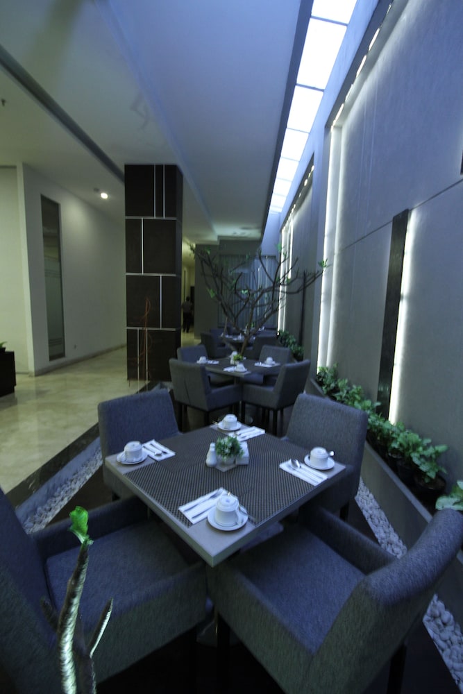 Atlantic City Hotel 20/48