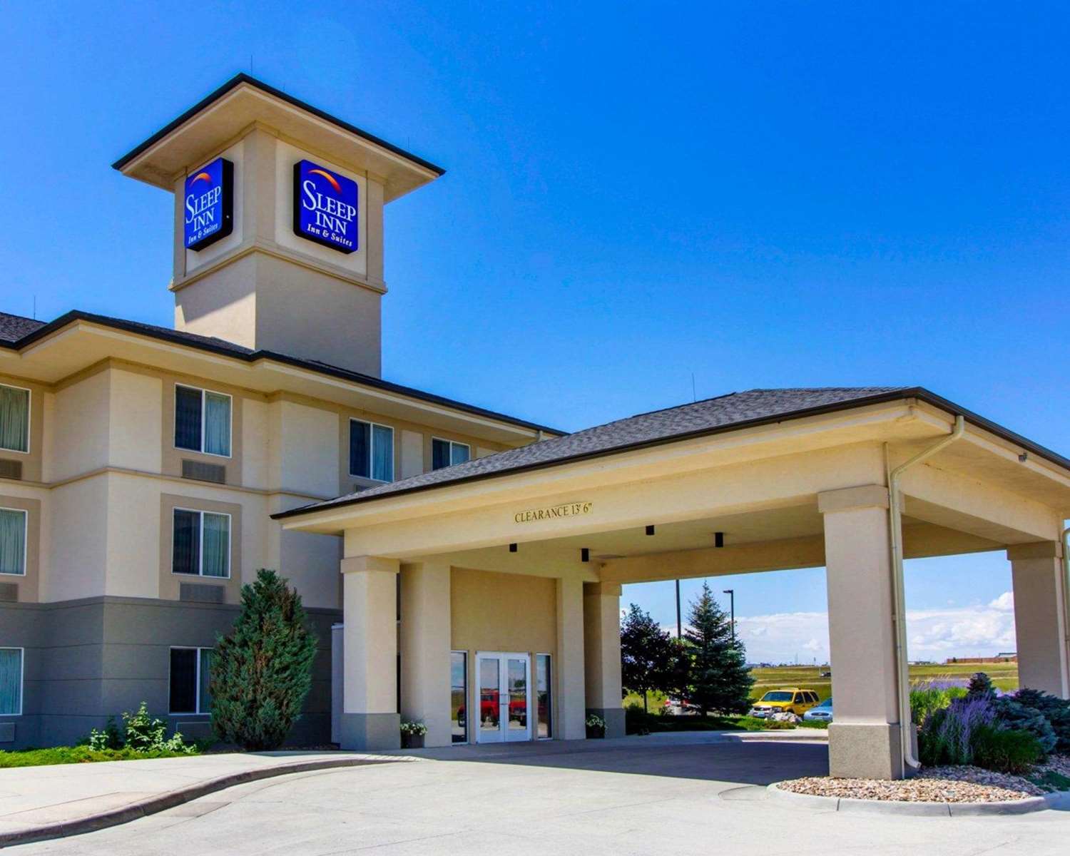 Sleep Inn & Suites Evansville - Casper 4/20