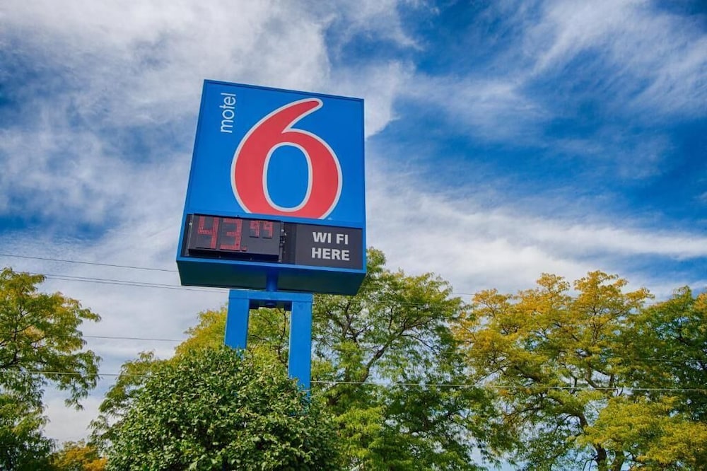 Motel6 East Syracuse, NY - Airport 6/59